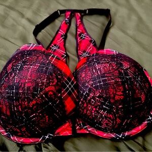 Victoria’s Secret Fashion Show London 34DDD Very Sexy Bra